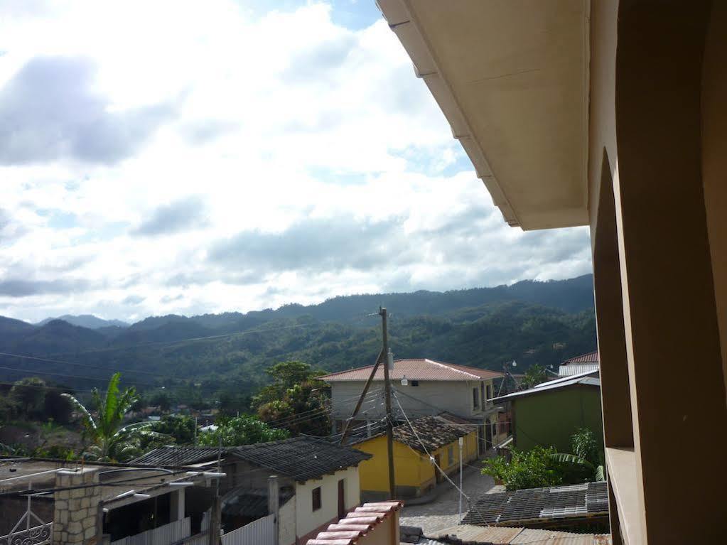 Hotel La Escalinata Copán 외부 사진